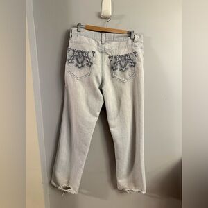 Avirex Y2K Light Wash Embroidered Pocket Jeans Distressed Hem Size 34x32